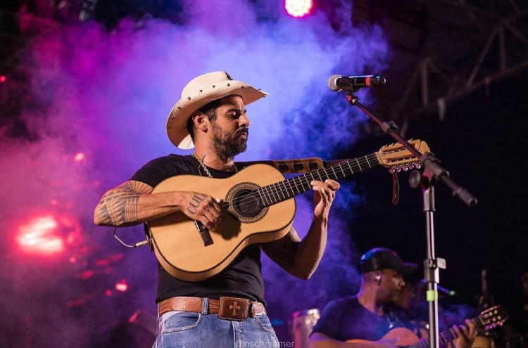 Triste Adeus: Cantor João Carreiro Falece Após Cirurgia Cardíaca