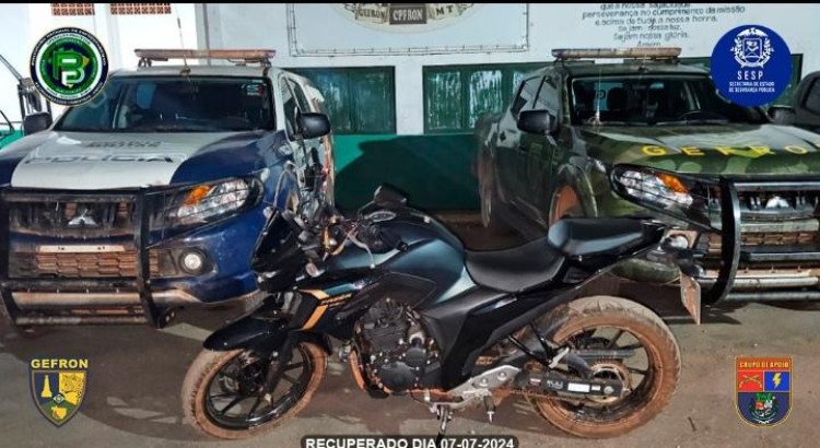 Ação conjunta entre GEFRON e GAP do 17º BPM de Mirassol D´Oeste resulta na apreensão de motocicleta roubada e na prisão de suspeito com antecedentes criminais