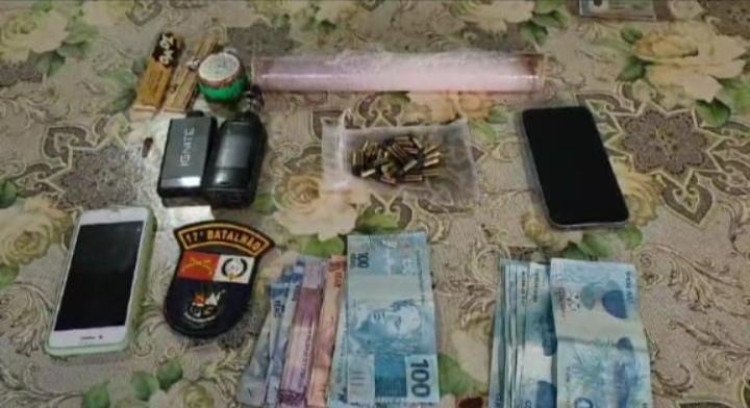 Em São José dos Quatro Marcos, Polícia Militar prende dois suspeitos em ponto de venda de drogas