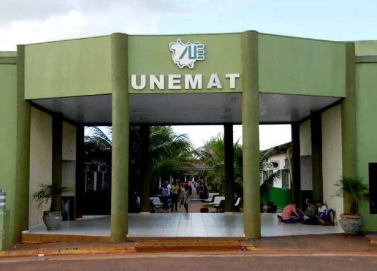 Professores da Unemat suspendem greve