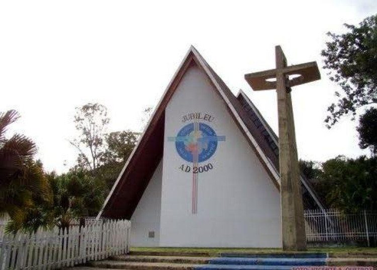 Ladrões roubaram Igreja Católica em Jauru